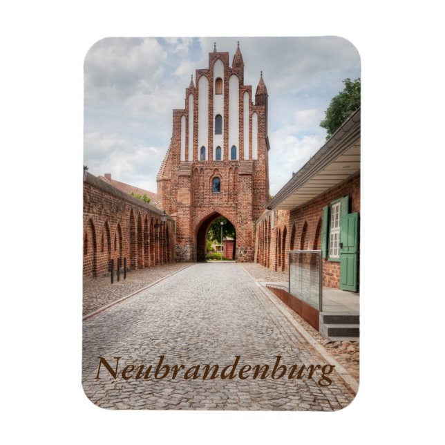 Neubrandenburg Friedländer Tor Magnet (Vertical)