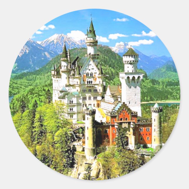 NEUSCHWANSTEIN CASTLE, GERMANY CLASSIC ROUND STICKER (Front)