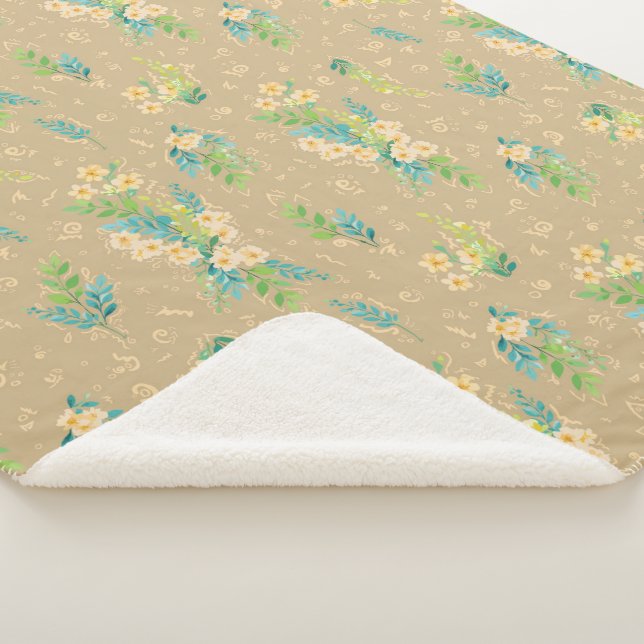Neutral Flowers Sherpa Blanket (3/4)
