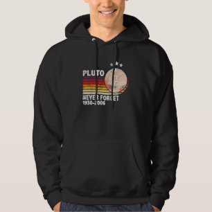 Never Forget Pluto Retro Style Space Science L Hoodie