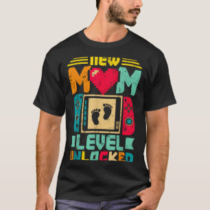 New Mom Level Unlocked Gamer Valentine's T-Shirt