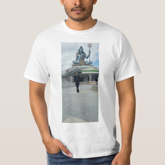 New pic print  T-Shirt (Front)