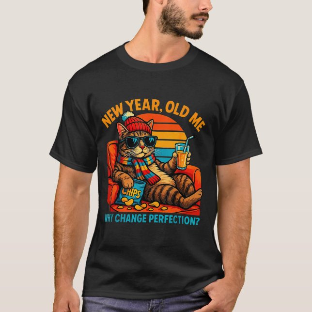 New Year Old Me Funny Cat Retro Lazy Meme Gift  T-Shirt (Front)