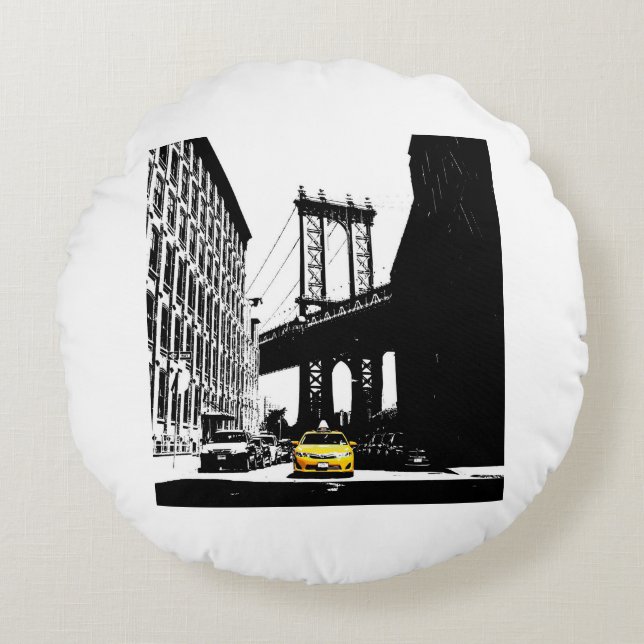 New York City Nyc Yellow Taxi Brooklyn Bridge Round Pillow (Front)