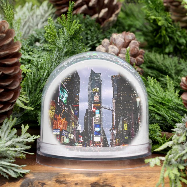 New York Snow Globe Personalized NYC Snowglobe (Winter)
