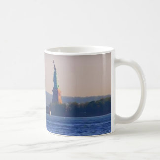 NEW YORK STATUE OF LIBERTY COFFEE MUG