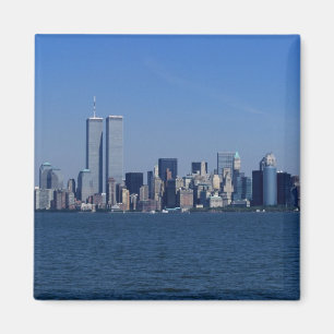 New York, USA. Skyline of downtown Manhattan Magnet