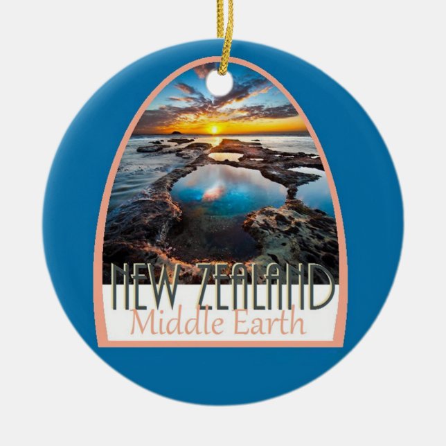 NEW ZEALAND CERAMIC ORNAMENT (Front)