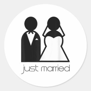 Newlywed, Matching Bride And Groom Just Married . Classic Round Sticker