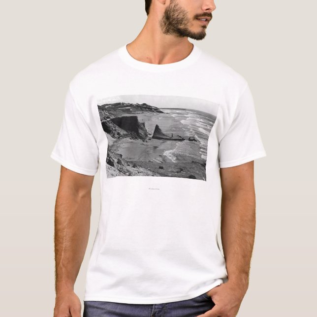 Newport, Oregon Beach View Oregon Coast T-Shirt (Front)