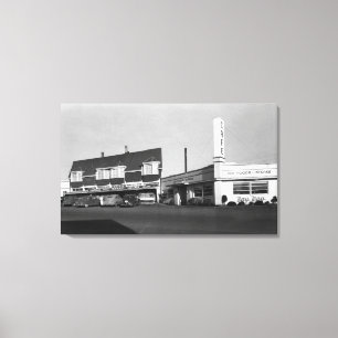 Newport, Oregon View of Bay Way Caf� Photograph Canvas Print