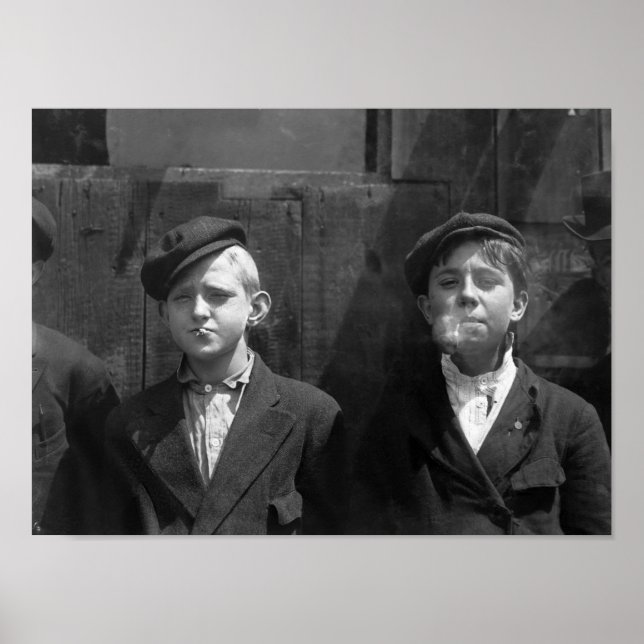 Newsies Smoking - St. Louis - 1910 Poster (Front)