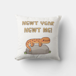 Newt Year Newt Me, Funny New Year Resolution Throw Pillow
