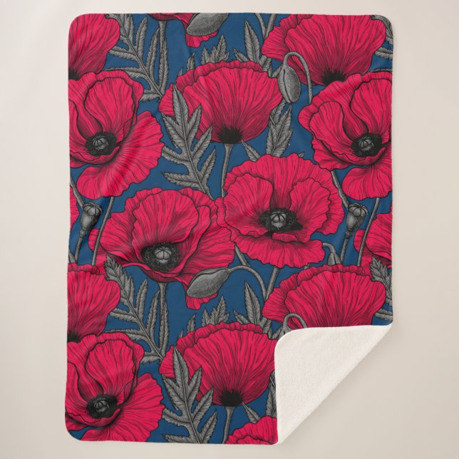 Night poppy garden sherpa blanket (Front)