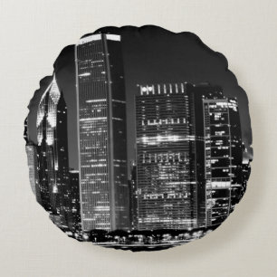 Night view of Chicago's famous cityscape Round Pillow
