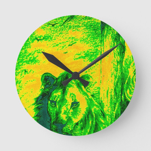 Night Vision Lion Art Fluorescent Print Round Clock (Front)