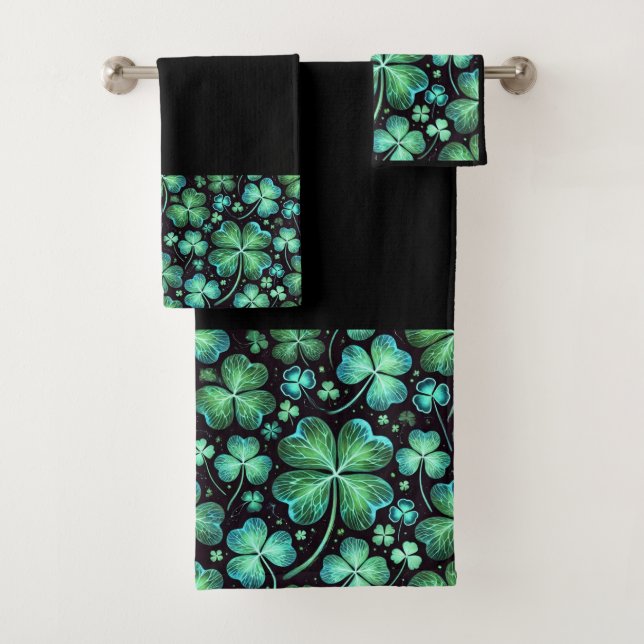 Nightlife Luck Bath Towel Set (Insitu)