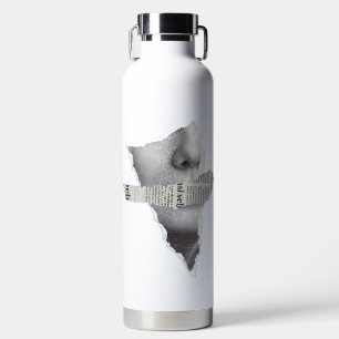 No News here.bw Water Bottle