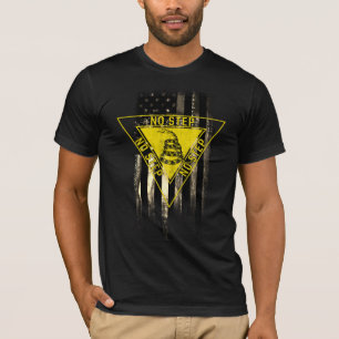 NO STEP GADSDEN SNAKE DESERT TAN AMERICAN FLAG T-Shirt