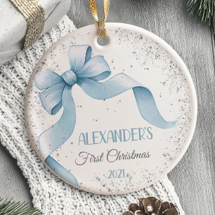 Noeud pour le premier ornement de Noël de bébé gar