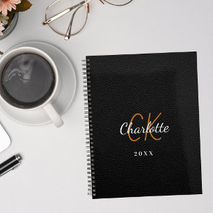 Noir cuir monogramme initiales nom 2025