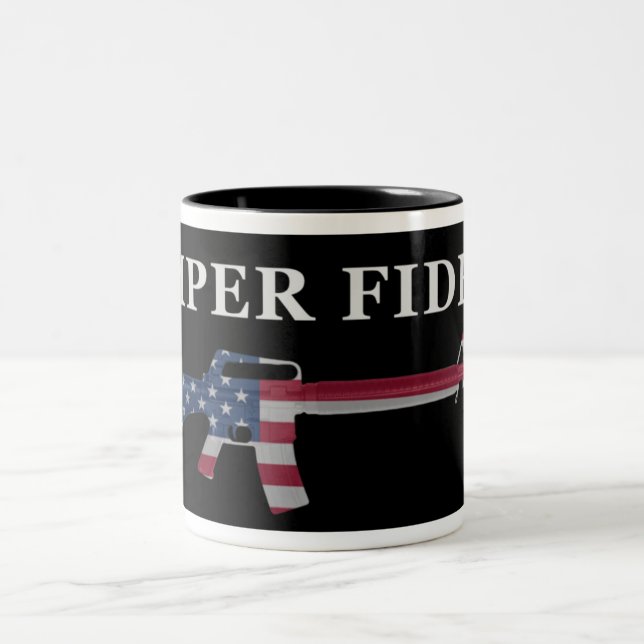 Noir de tasse de café de Semper Fidelis M16 (Centre)