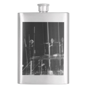 noir et blanc photo abstraite hip flask
