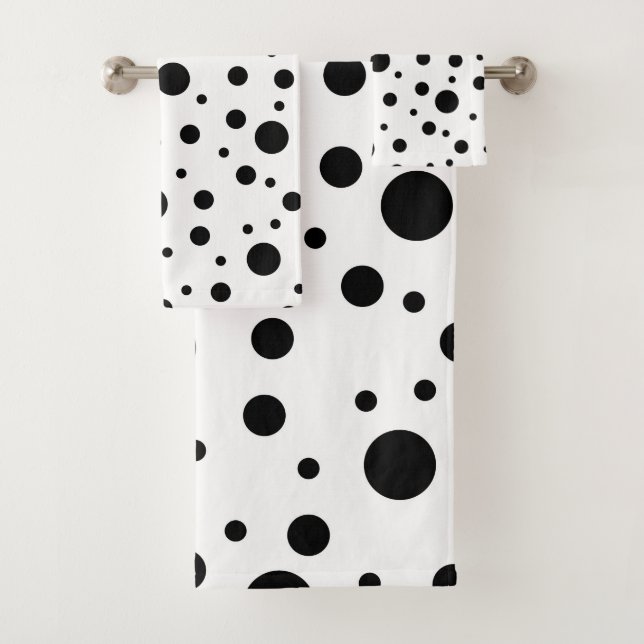 Noir sur le Motif Polka blanc (En situation)