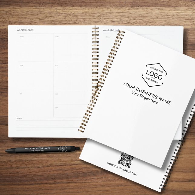 Nom du logo de la société minimaliste QR Code Entr (Créateur téléchargé)