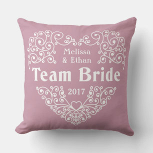 Nom personnalisé Team Bride et coussins mariage de