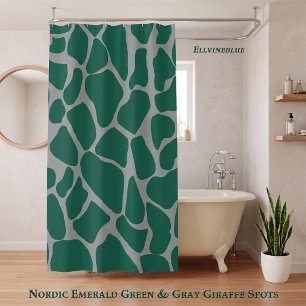 Nordic Emerald Green Giraffe Animal Print