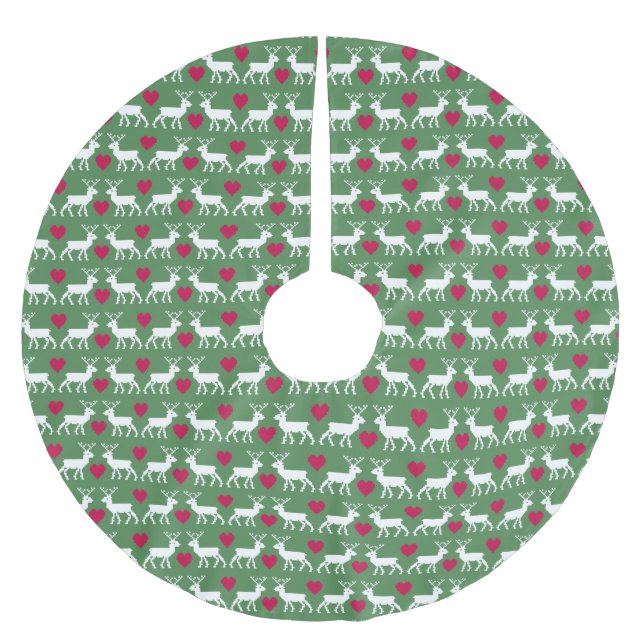 Nordic Reindeer & Hearts Pattern Brushed Polyester Tree Skirt (Front)