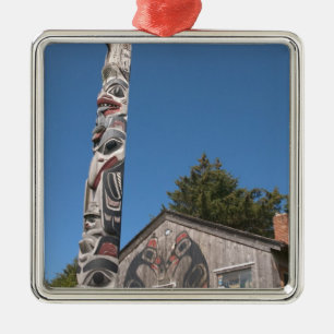 North America, Canada, Queen Charlotte Islands, 3 Metal Ornament