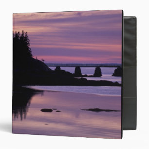 North America, US, ME, Isle Au Haut. Duck Binder