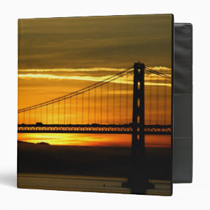 North America, USA, California, San Francisco. 3 Binder