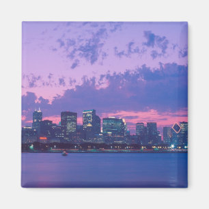 North America, USA, IL. Chicago skyline at dusk Magnet
