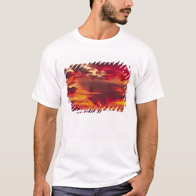 North America, USA, Washington, Seattle. Sunrise T-Shirt (Front)