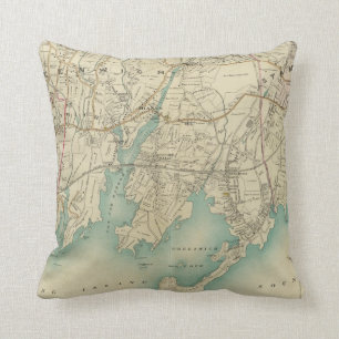 North New York City 7 Throw Pillow