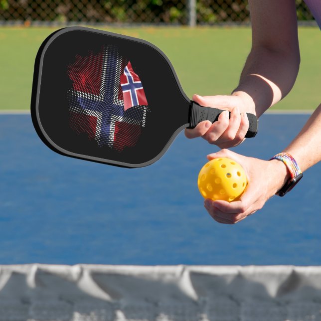 Norway flag pickleball paddle (Insitu)