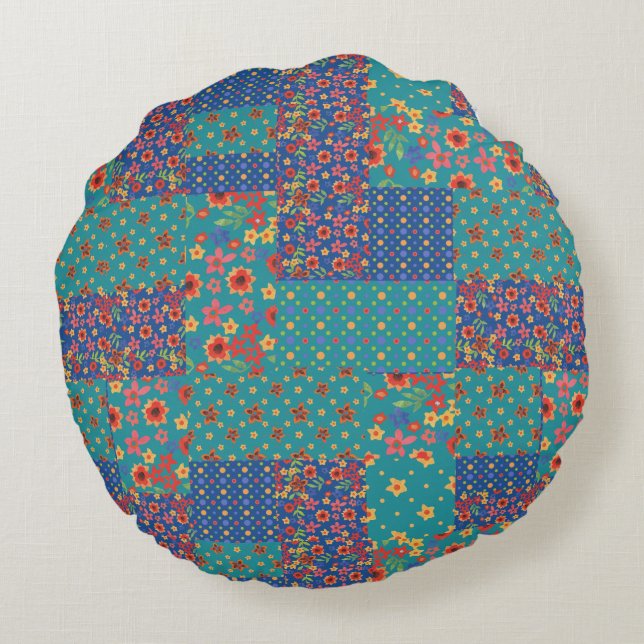 Nostalgic Faux Patchwork Patterns Round Pillow (Back)