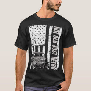 Not Old Just Retro Vintage USA Flag Pickup Truck L T-Shirt