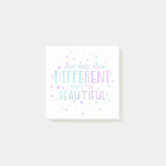 Notes post-it du mantra d'amour personnel