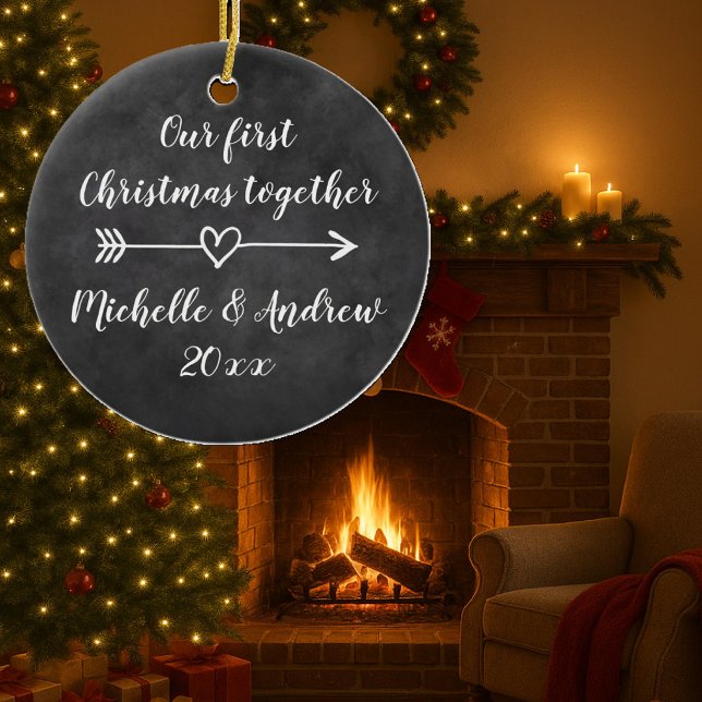 Notre ęr de Noël ornement fait sur commande (Tree ornament with arrow heart for first Christmas together)