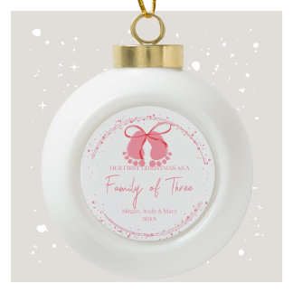 Notre premier Noël en famille de trois ornements