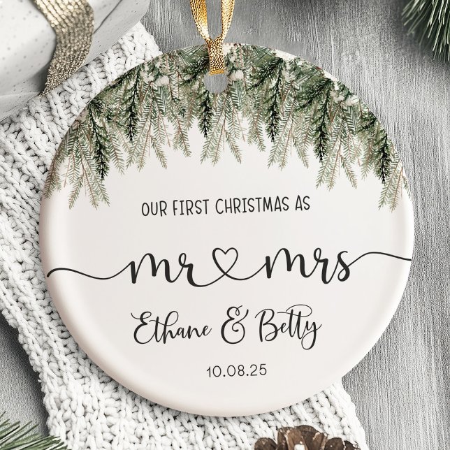 Notre Premier Ornement Marié de Noël Mr&Mrs. (Our First Christmas Married Ornament)
