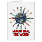 Nourriture blanche avec bleu et rouge