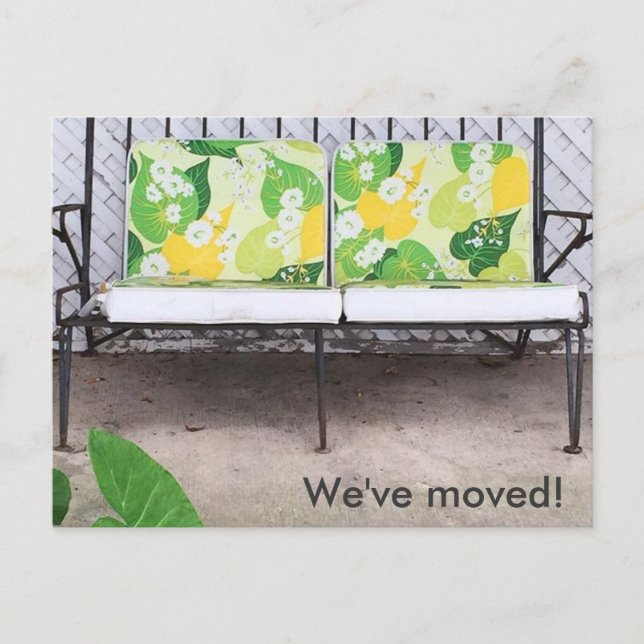 Nous avons déménagé ! Carte postale moderne et col (Devant)
