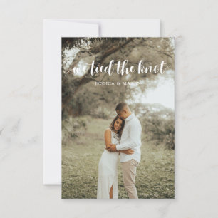 Nous avons noué le nœud Invitation Mariage en fuit