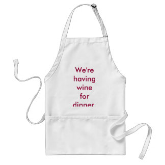 Nous prenons le vin pour le dîner. tablier