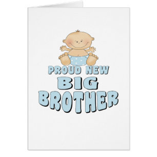 Nouveau garçon fier de frère